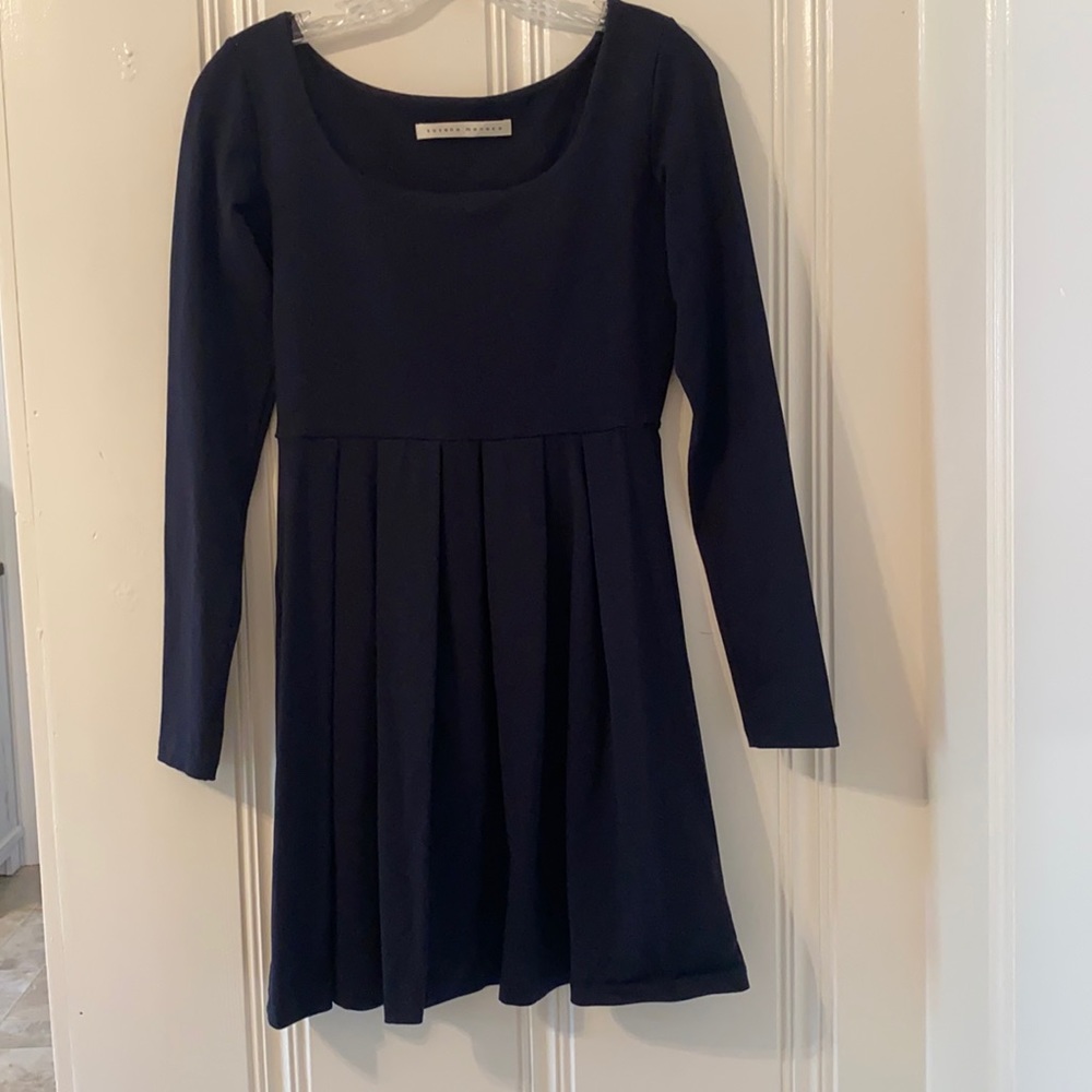 Navy Susana Monaco long sleeved dress